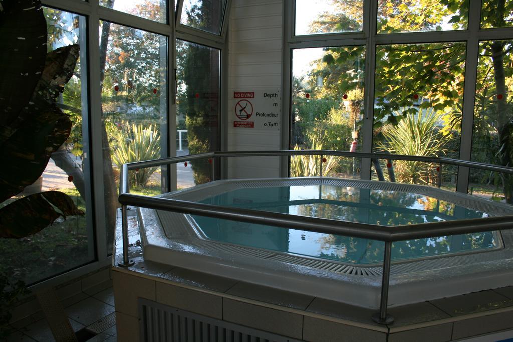 Reve En Famille Hotell Gastes Exteriör bild