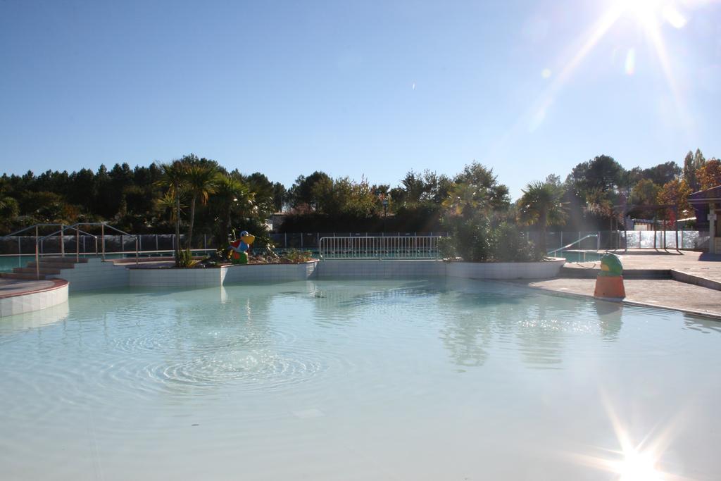 Reve En Famille Hotell Gastes Exteriör bild
