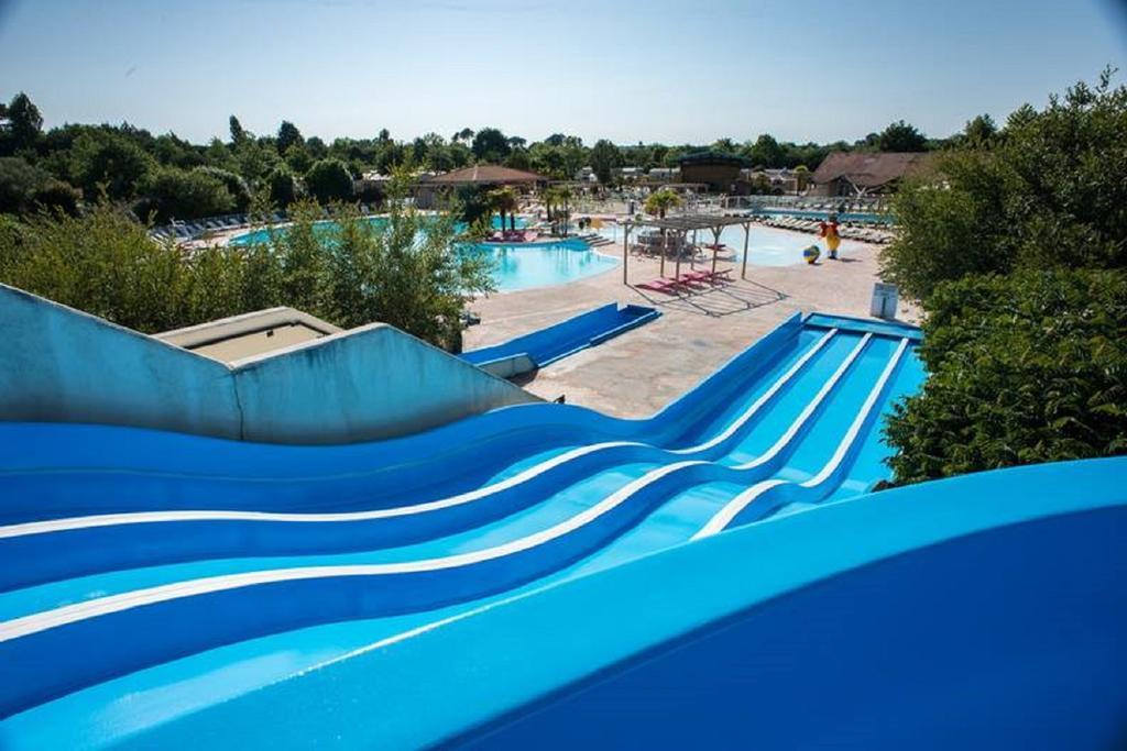 Reve En Famille Hotell Gastes Exteriör bild